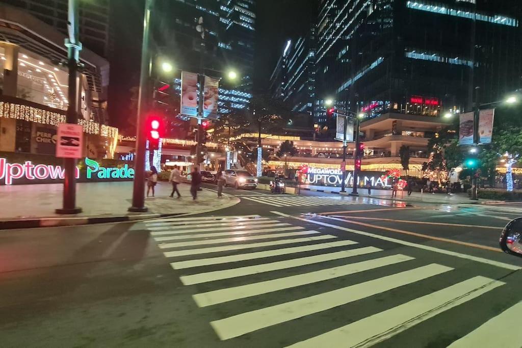 Luxestaysmnl Coastal Chic Netflx 380Mbps Pool Bgc Manila Kültér fotó